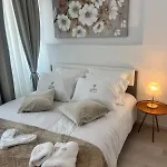 Apartmán Lazuli Sea View Beachfront Ap 253 *