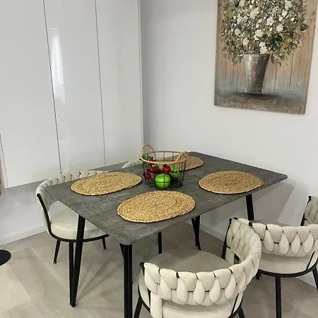 Lazuli Sea View Beachfront Ap 253 Apartment *