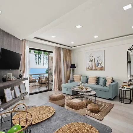 Lazuli Sea View Beachfront Ap 253 *