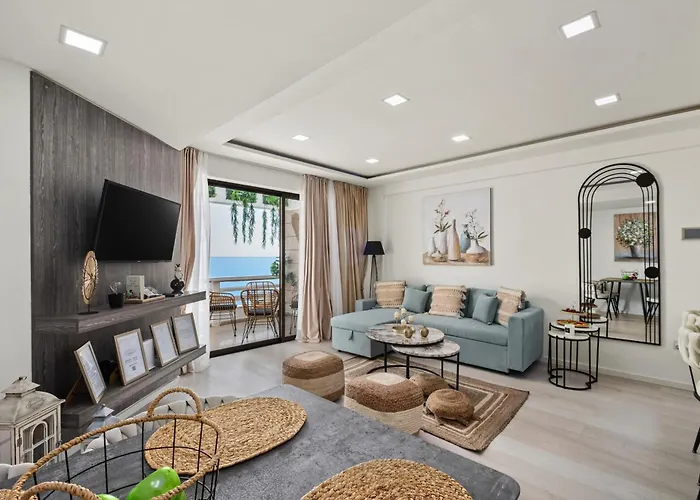 Lazuli Sea View Beachfront Ap 253 *