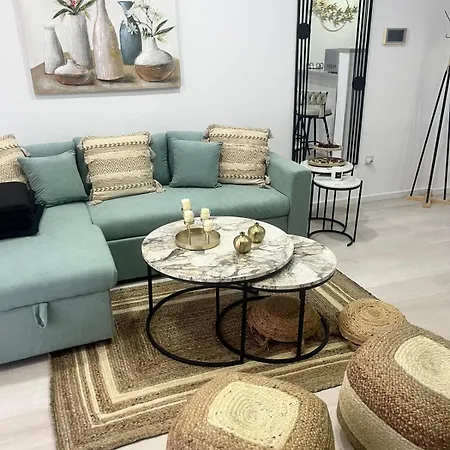 Lazuli Sea View Beachfront Ap 253 Ларнака